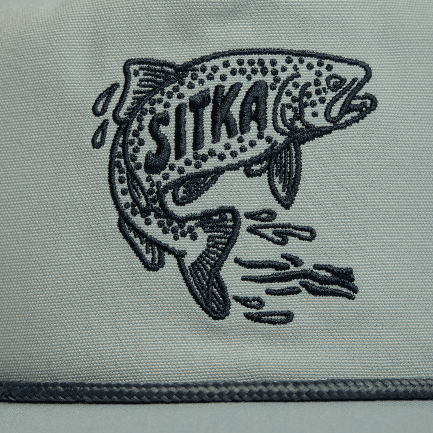 Strike Mid Pro Unstructured